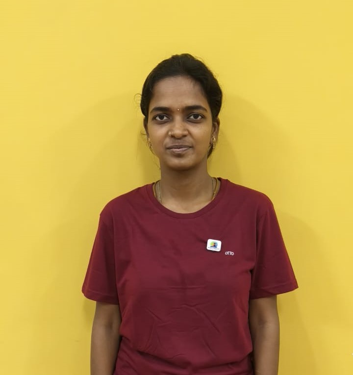 Fitness Trainer Monisha Profile